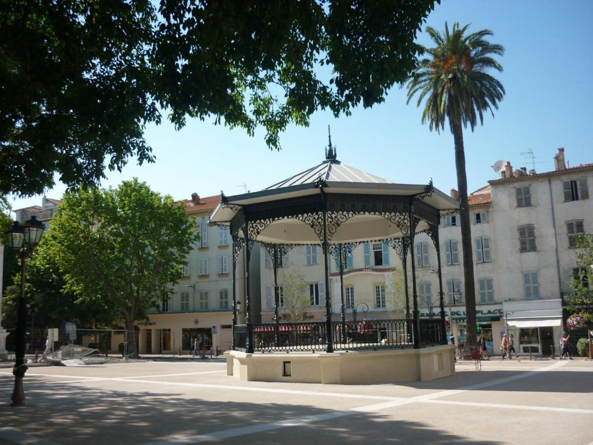 Sun Beach Juan-les-Pins Exterior photo